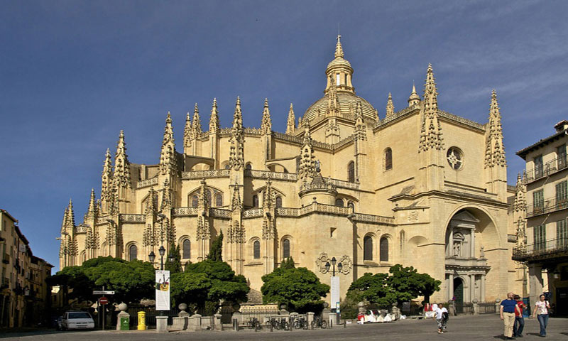 hostal cerca de la Catedral de Segovia